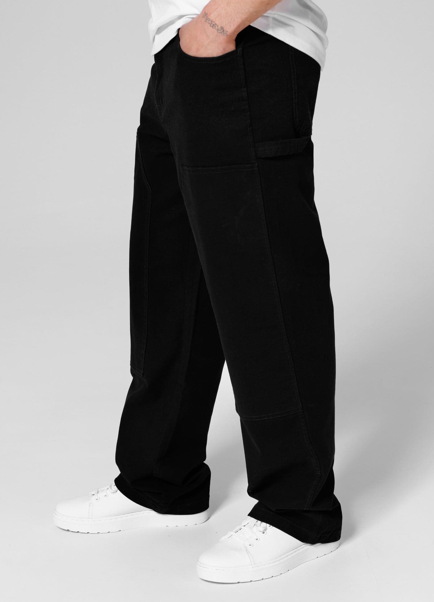 Baggy Pants Dogwood - Black