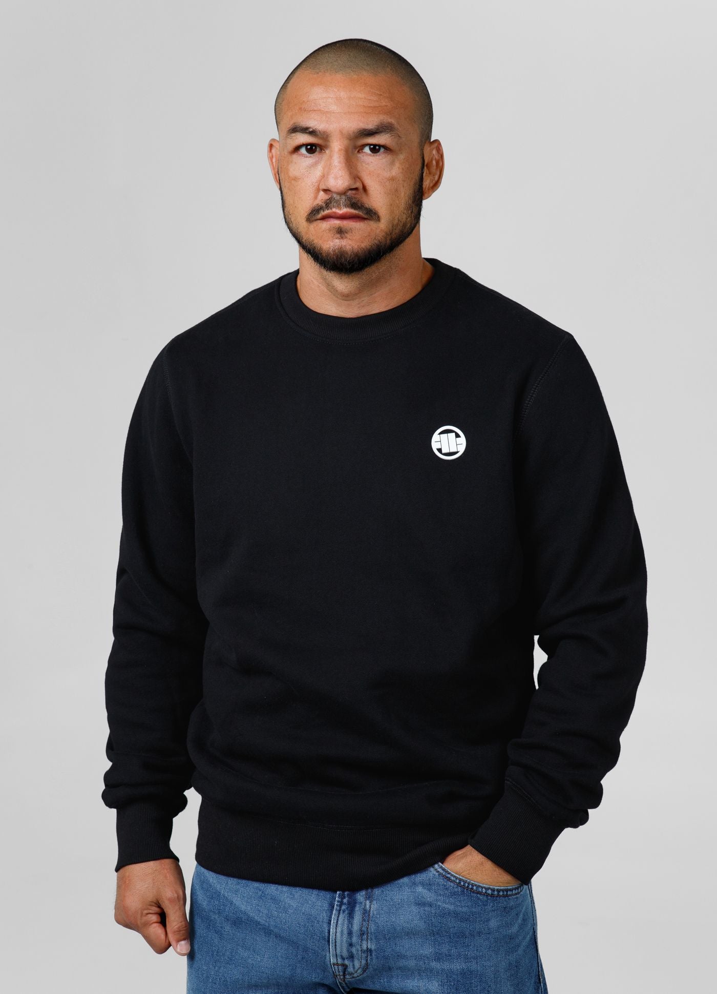 NOVI LOGO Black Crewneck