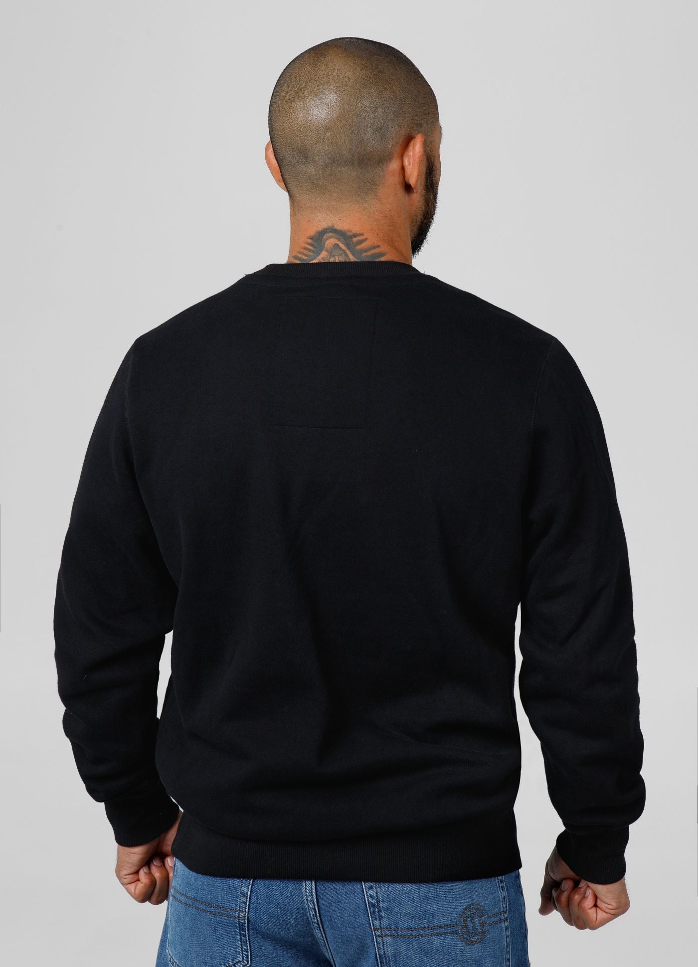 NOVI LOGO Black Crewneck