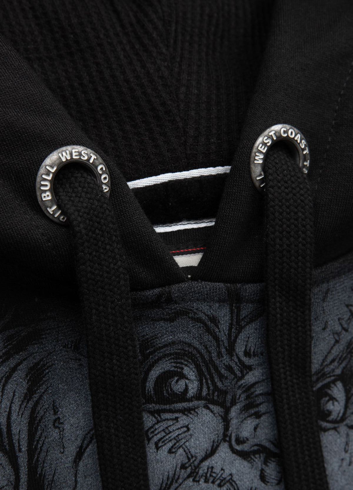 Hooded Wanna Play Games 19