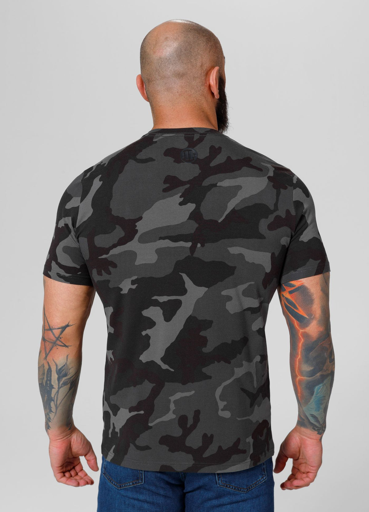 Majica kratkih rukava Slim Fit Classic Boxing - potpuno crna maskirna boja