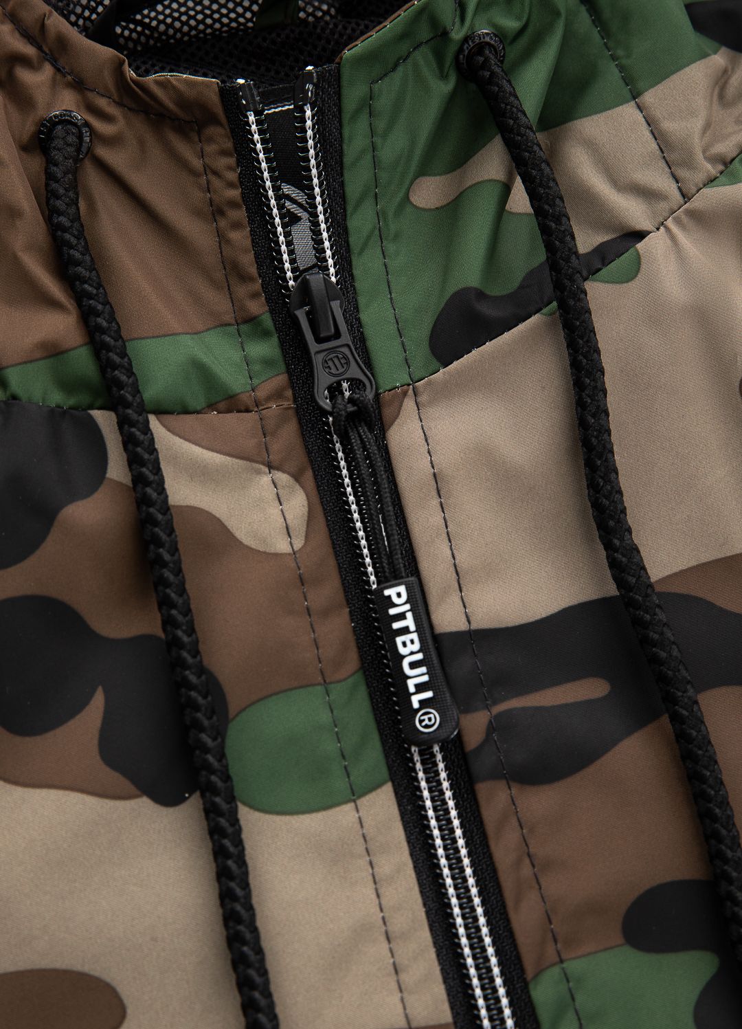 Transitional hooded jacket Athletic Sleeve