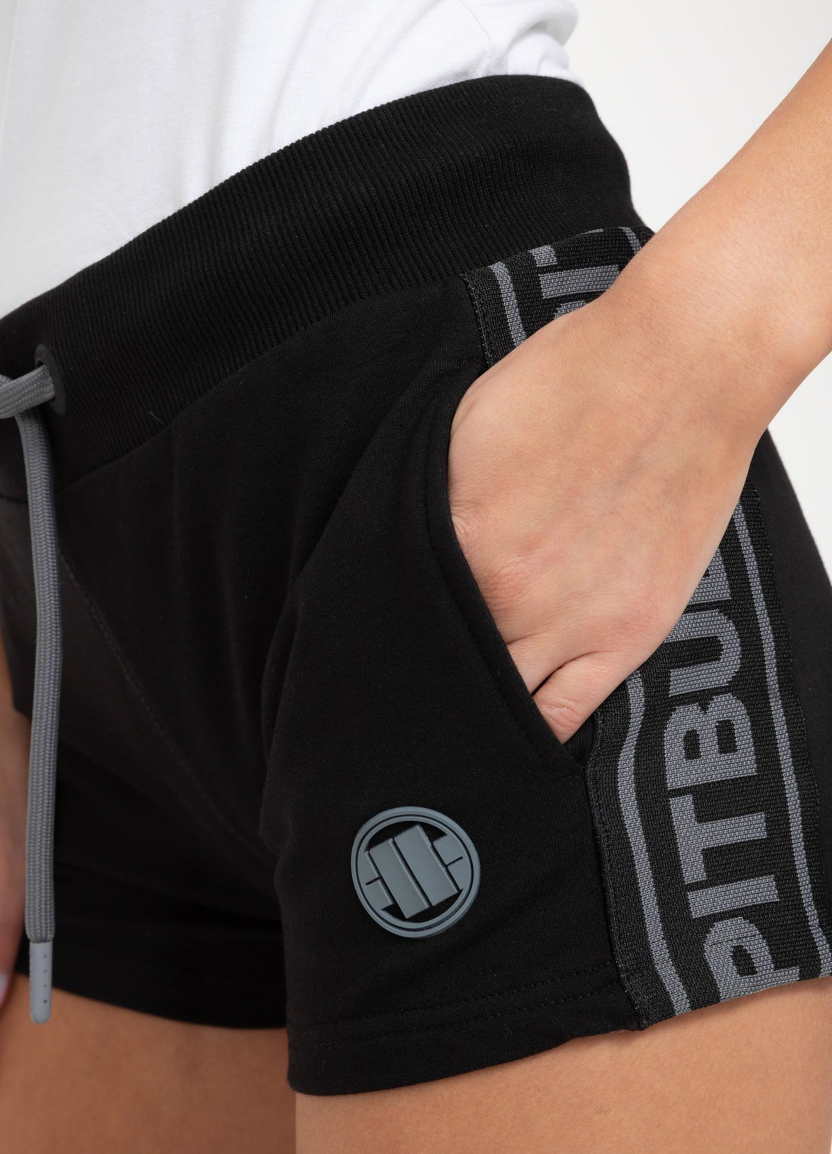 Women's sweat shorts French Terry Small Logo - Pitbull.eu